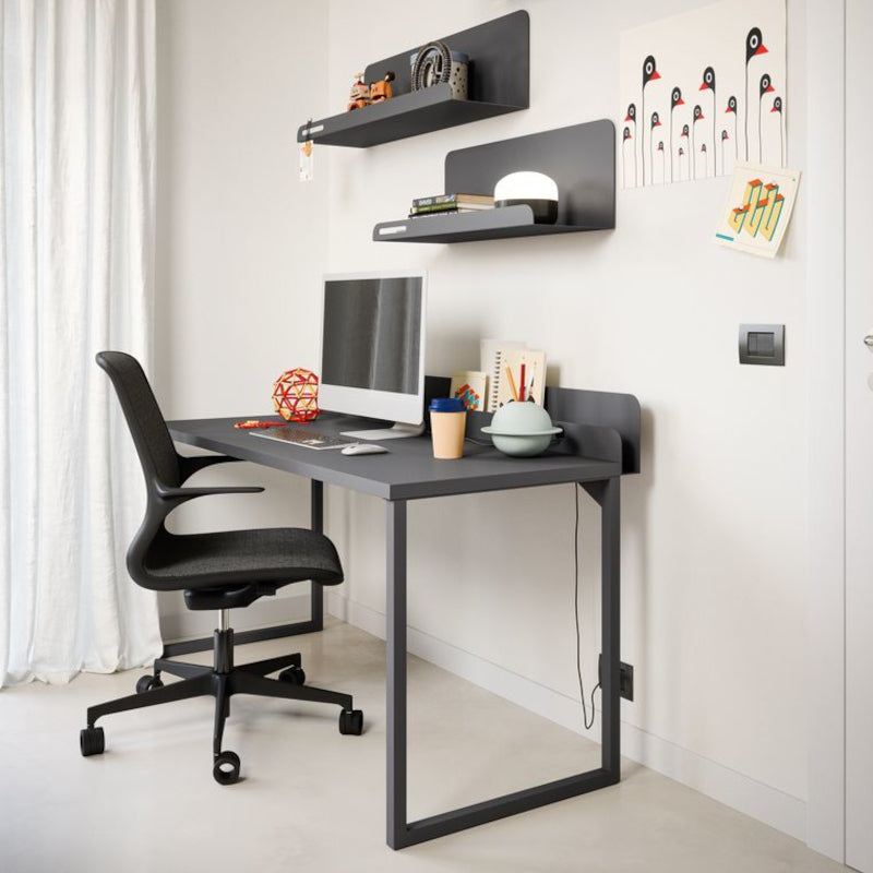 Folder – Shaped Desk by Nidi – Choice of Colours and Legs
